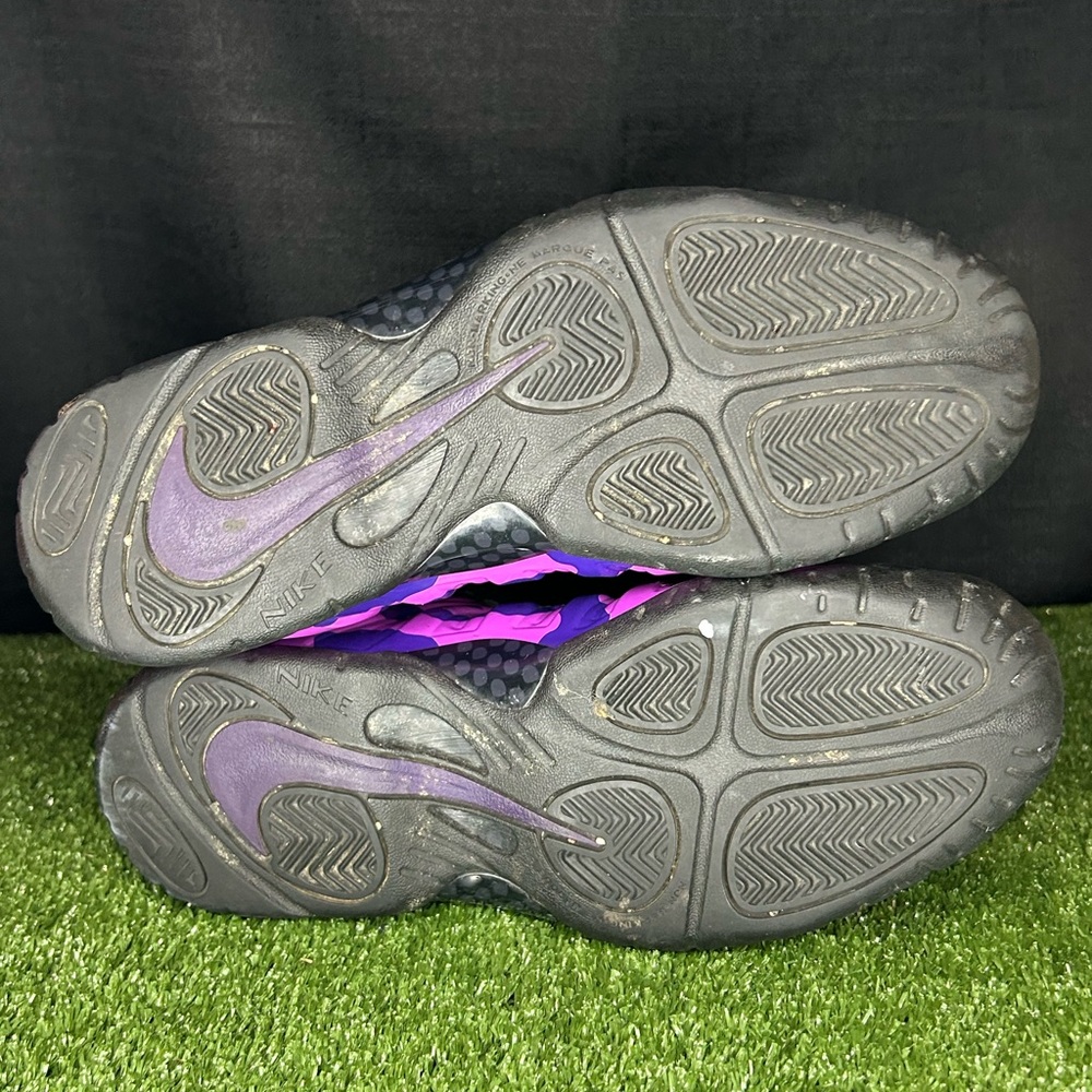Size 6.5Y- Nike Air Foamposite Pro "Purple Camo" RARE - Picture 5 of 6